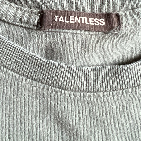 TALENTLESS VINTAGE GREEN EVERYDAY SHORT SLEEVE TSHIRT SIZE XS - Picture 5 of 5